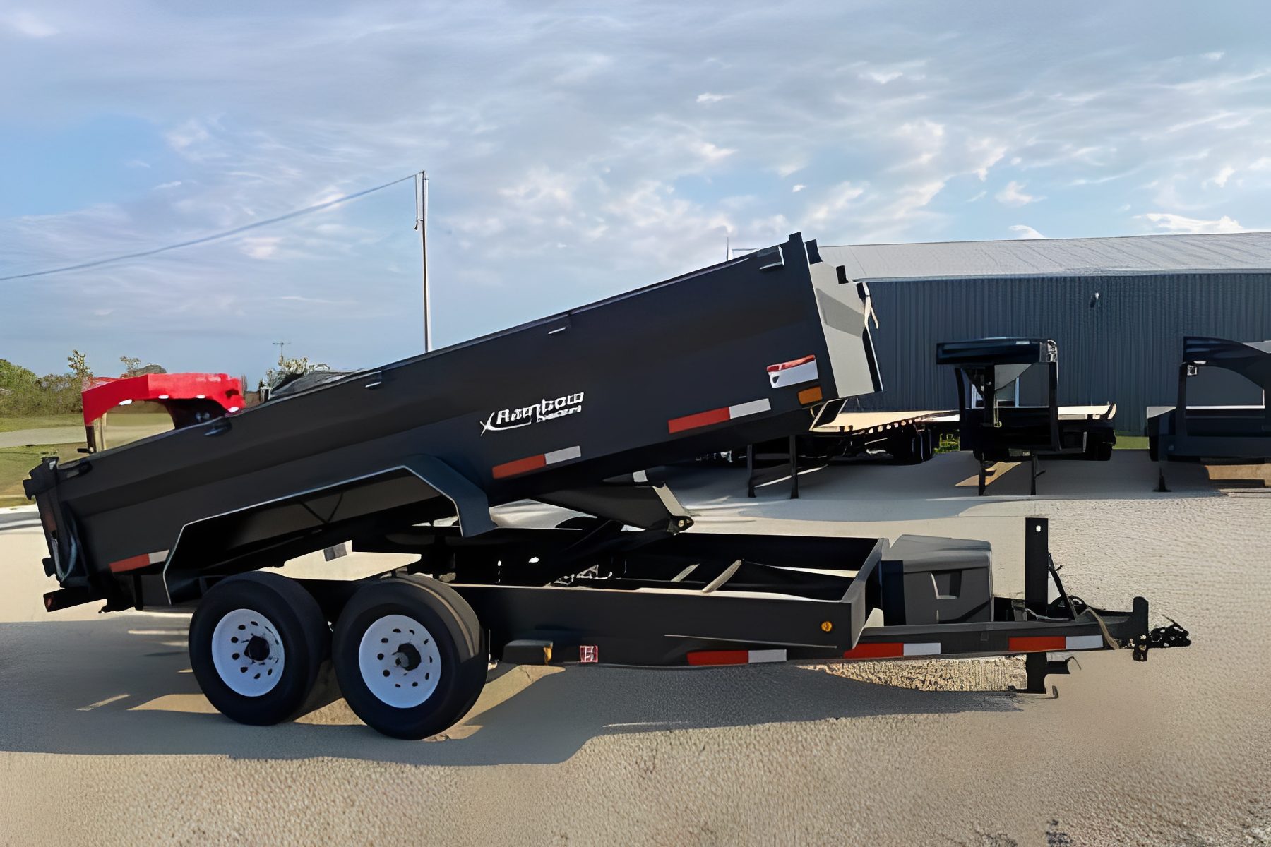 Heavy-duty trailer with raised bed